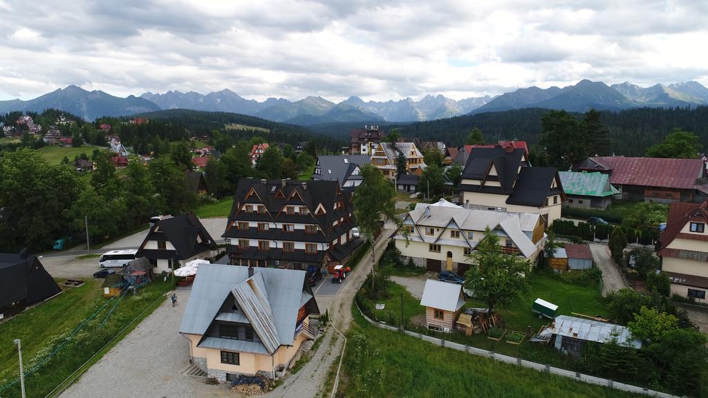Pensjonat Zbojecki Dwor - Blisko Basenow Termalnych I Szlakow Gorskich Bukowina Tatrzanska Luaran gambar